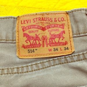 Khaki/Tan Levi’s 514 Pants